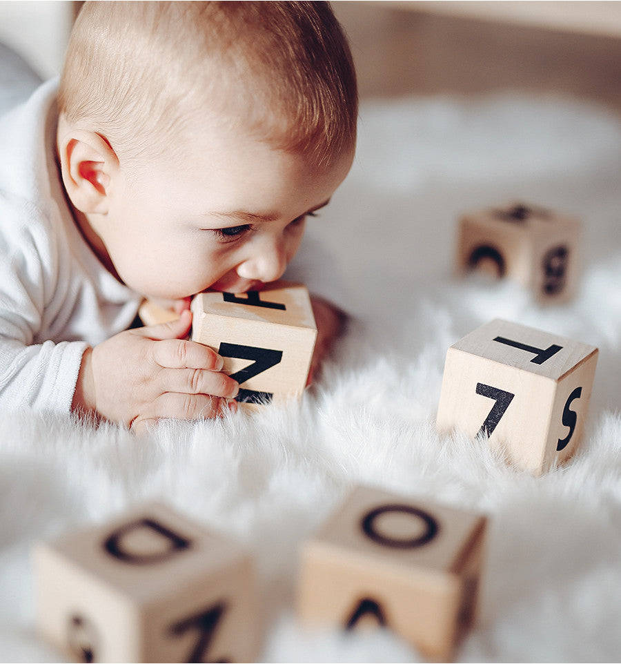 ALPHABET BLOCKS – BLACK– I AM HAPPY Barnavöruverslun